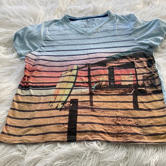 Epic Threads t-shirt - Picture 2 of 3